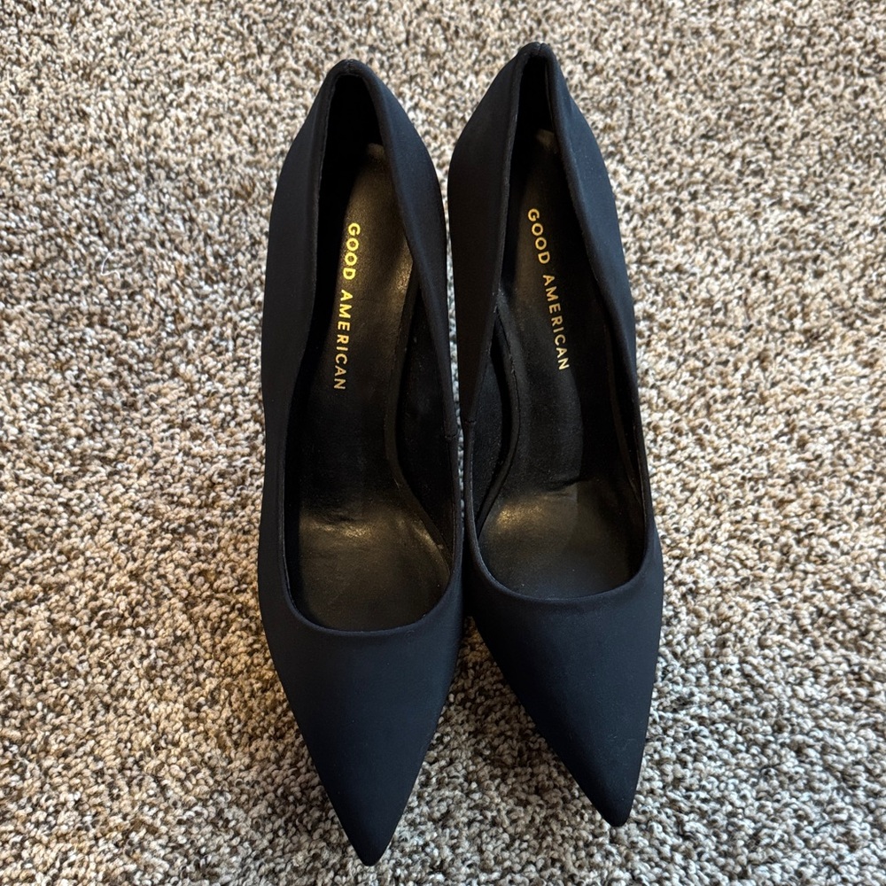 Good American Classic Black Heels